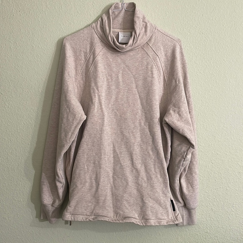 Varley Pullover - image 1